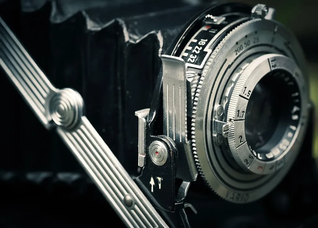 CAMERA